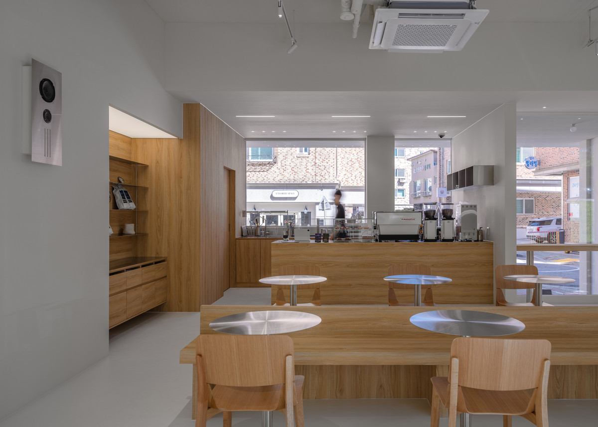 Café Interior Design | Coffee Shop Furniture Custom Café Interior Design | Coffee Shop Furniture Custom